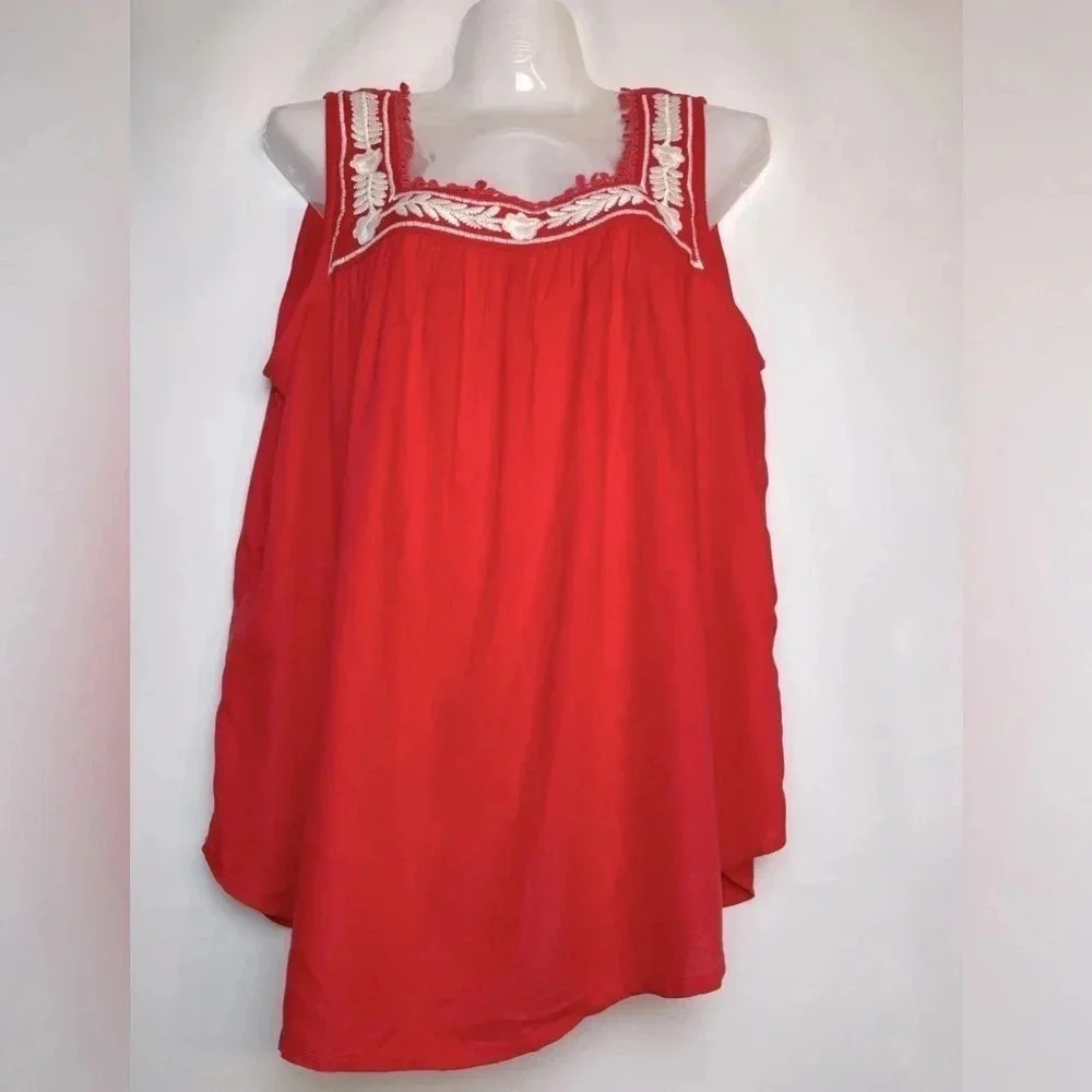 Faith Zoe Womens Size L Sleeveless Top Embroidered Red White Square Neckline